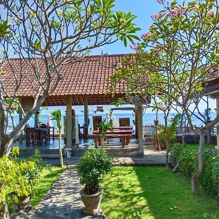Beach Side Amed Delem Family Ambat Exteriör bild
