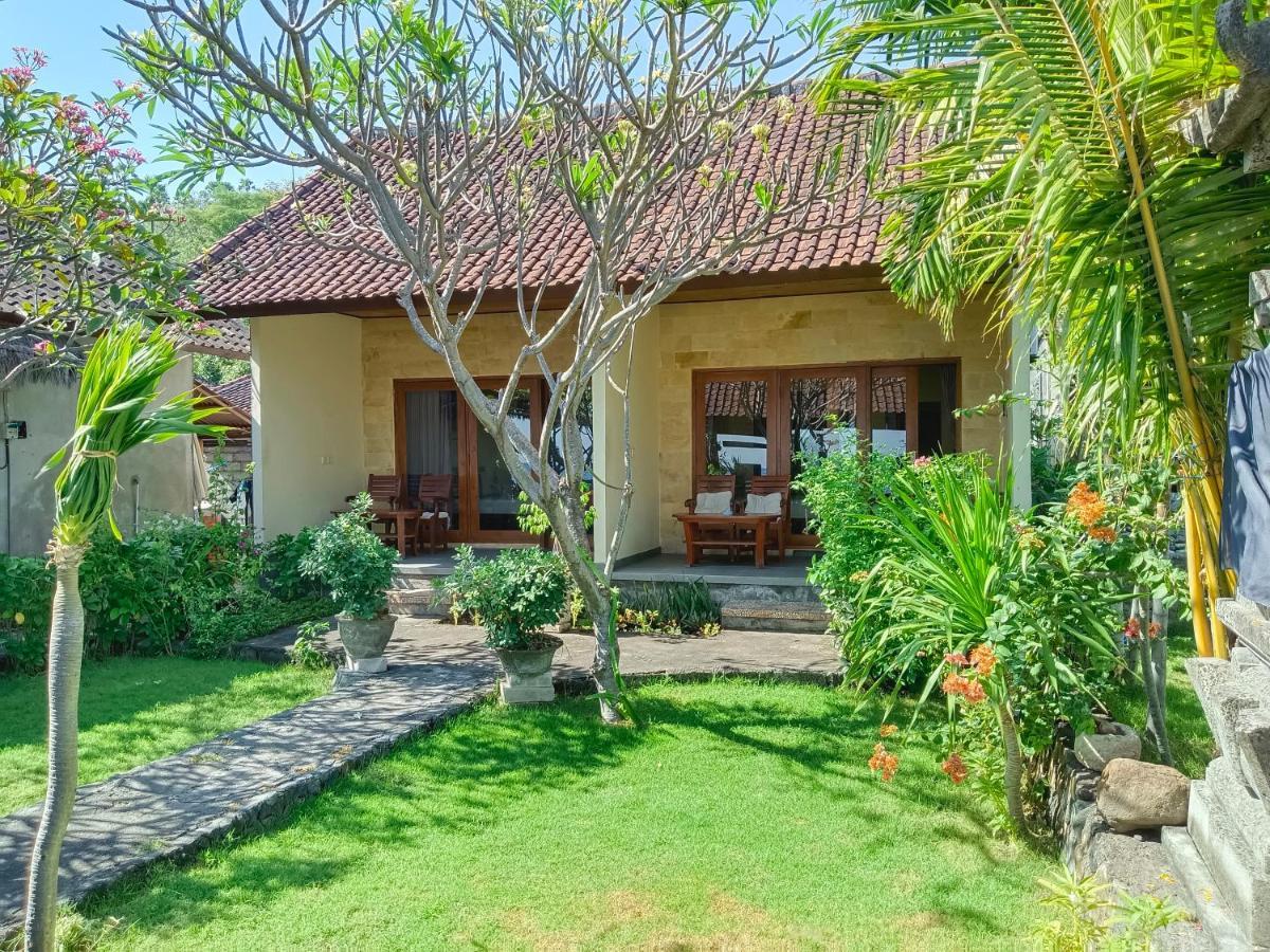 Beach Side Amed Delem Family Ambat Exteriör bild